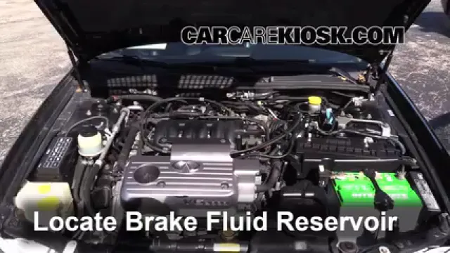 2001 Infiniti I30 T 3.0L V6 Líquido de frenos Agregar fluido